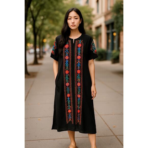 Woman’s Embroidered Kaftan Dress Black ONE SZ 100% Cotton Lightweight Boho Mumu - Picture 2 of 8